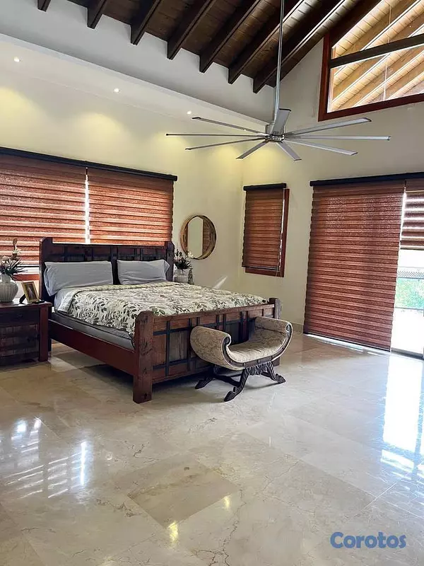 casas vacacionales y villas - Majestuosa Villa en Jarabacoa Mata de Platano 3