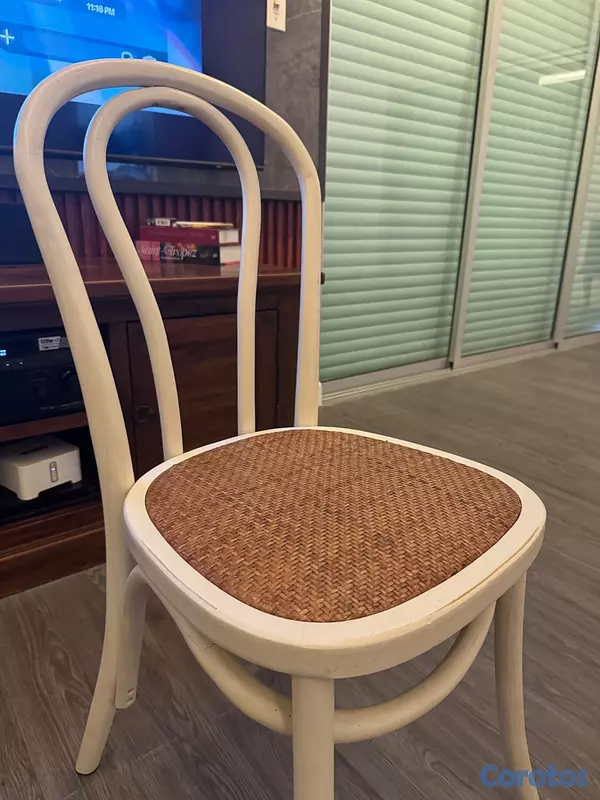 muebles y colchones - SILLA DE COMEDOR EN MADERA BLANCA Y RATAN (6 UNIDA 2