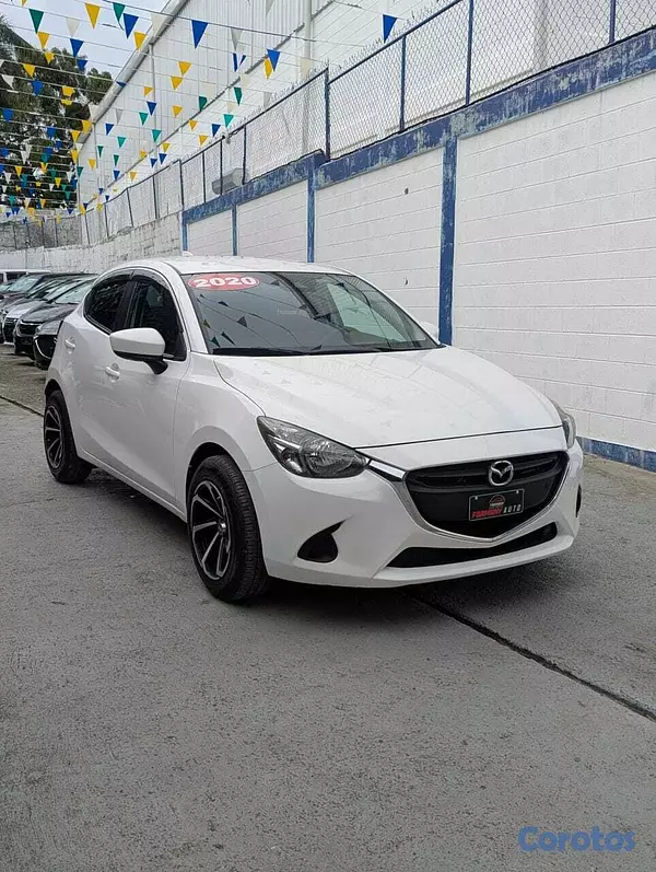 carros - MAZDA DEMIO 2020 7