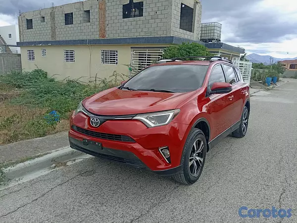jeepetas y camionetas - Toyota RAV4 LE 2016 3