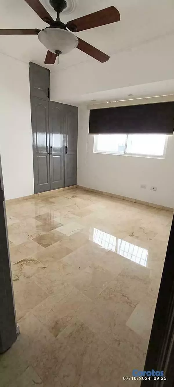 apartamentos - Se Alquila Hermoso Apartamento  piso Alto Urbanización El Real 5