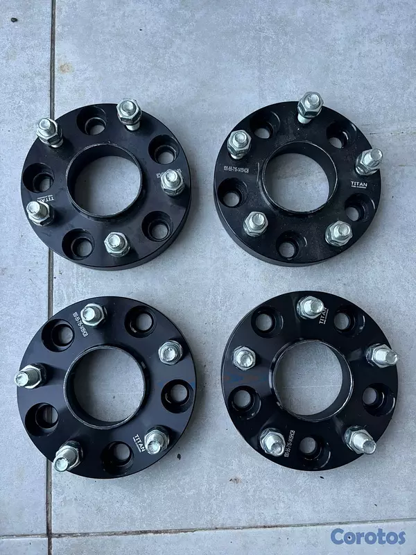 accesorios para vehiculos - SEPARADORES TITAN 1.5” 5x127 – COMO NUEVOS   1