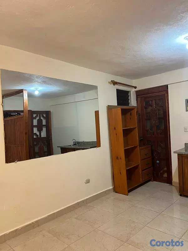 habitaciones y viviendas compartidas - habitación independiente incluye agua y luz 2