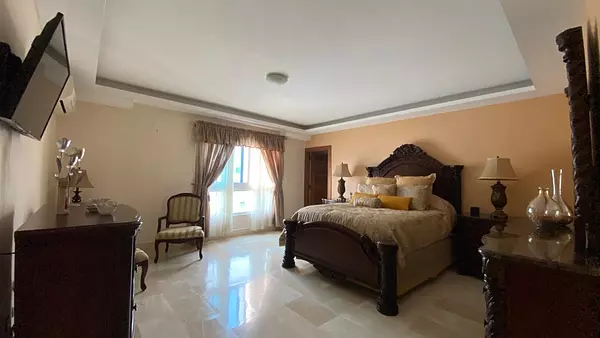 apartamentos -  Vendo Apartamento en el 9no nivel en el SERRALLE  3