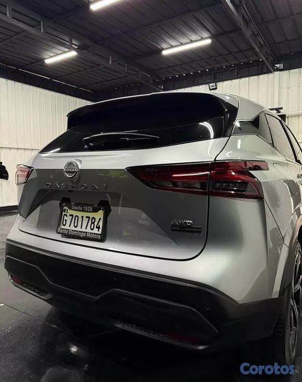 jeepetas y camionetas - NISSAN QASHQAI EXCLUSIVE AWD 2