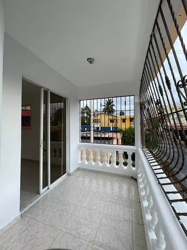 casas - Casa de dos niveles los rosales 4