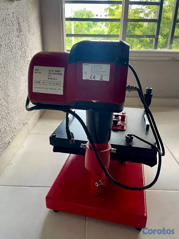 impresoras y scanners - Prensa Térmica MAX-600 6 en 1 Semi Nueva con Todos 3
