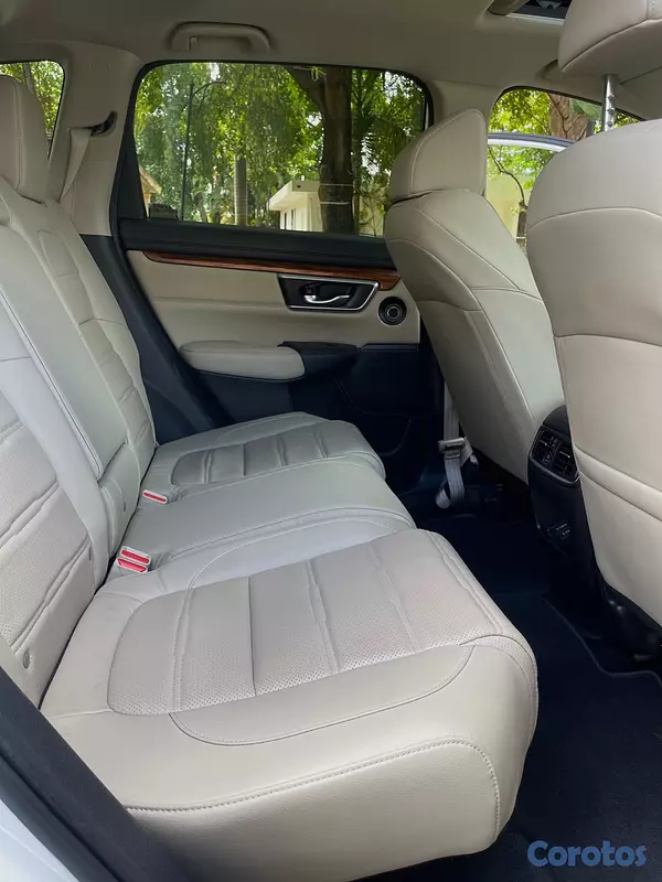 jeepetas y camionetas - Honda CRV Touring Hybrid 2022 AWD (4x4) 9