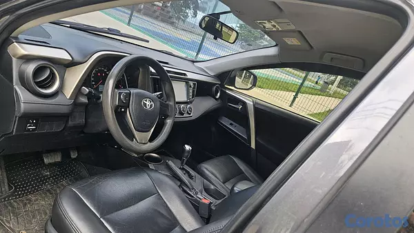 jeepetas y camionetas - Toyota rav4 2015 4