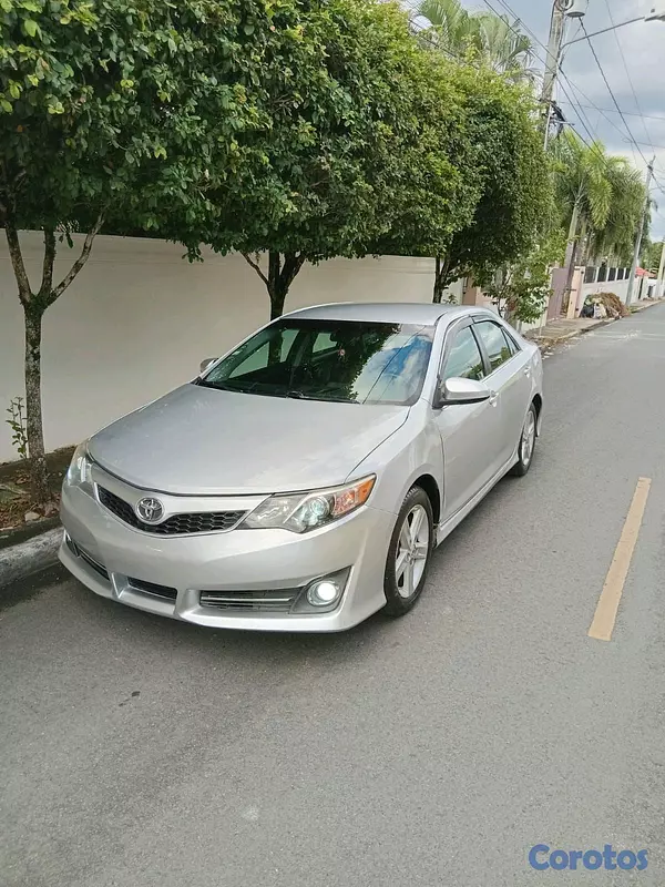 carros - Toyota Camry SE 2013  3