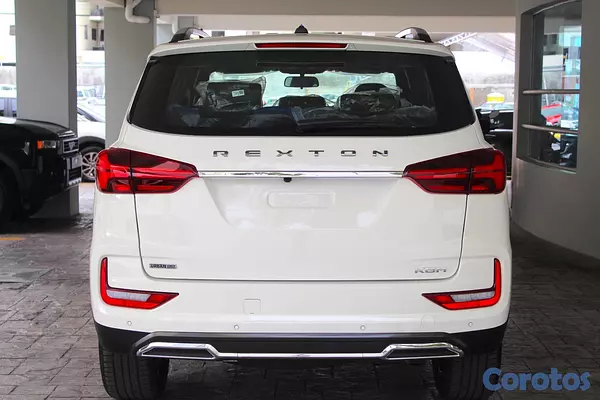 jeepetas y camionetas - KGM Rexton URBAN PLUS  6