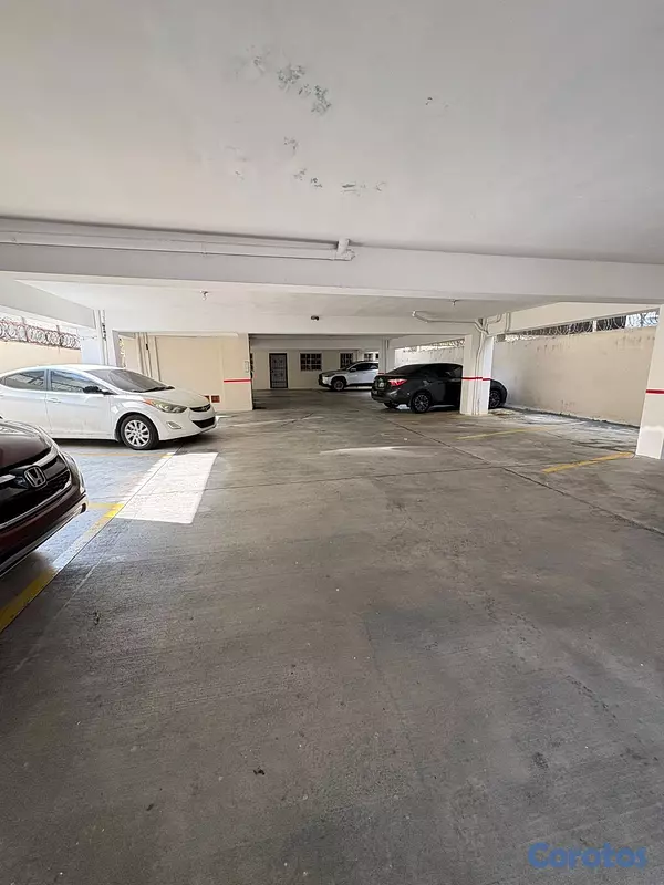 apartamentos - 🏢 VENTA DE EDIFICIO COMPLETO📍 Urbanización Miramar 8