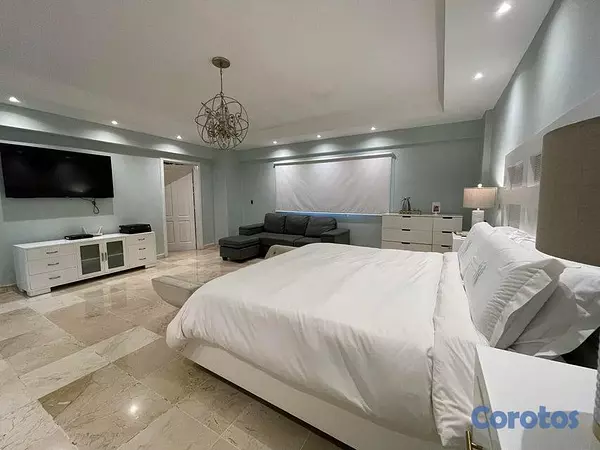 apartamentos - Apartamento en venta en Naco de tres habitaciones 8