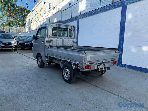 camiones y vehiculos pesados - DAIHATSU HIJET  3