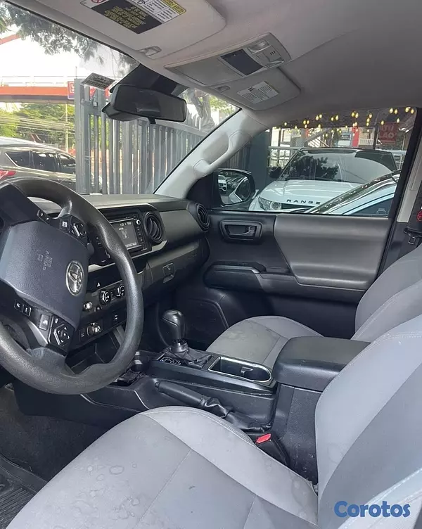 jeepetas y camionetas - TOYOTA TACOMA SR5 2019 5