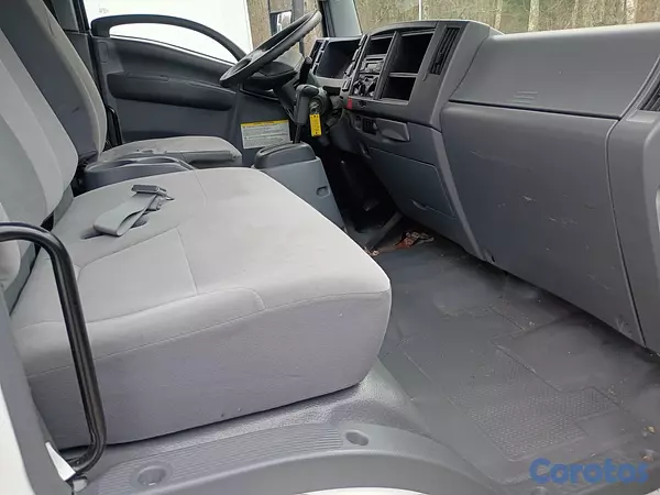 camiones y vehiculos pesados - camión Isuzu NQR 2018 9