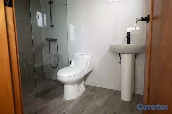 apartamentos - Complejo cerrado, moderno y con piscina. En Los Ál 7