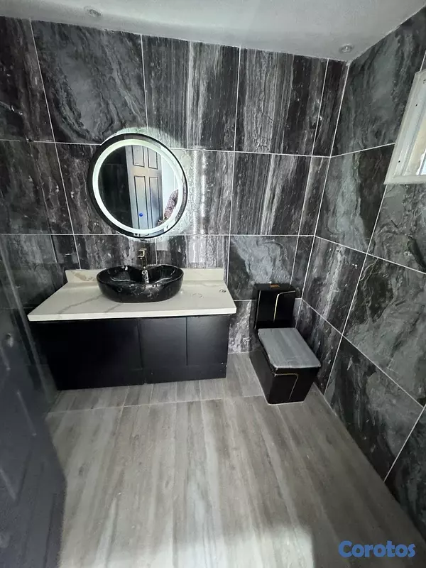 casas - venta de casa con 431mts y piscina en Amapola Santo Domingo este  4