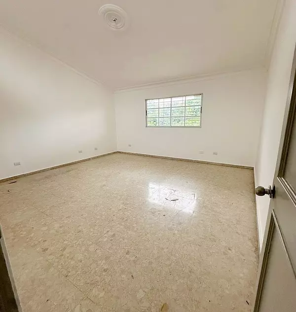 casas - propiedad comercial en ls prados 2