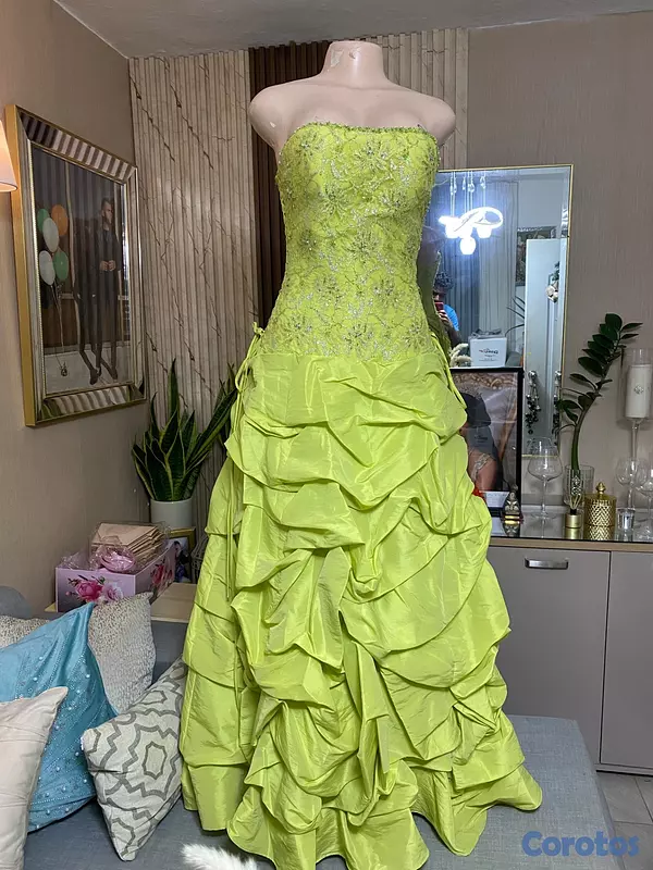ropa para mujer - Hermoso vestido de 15 años  7