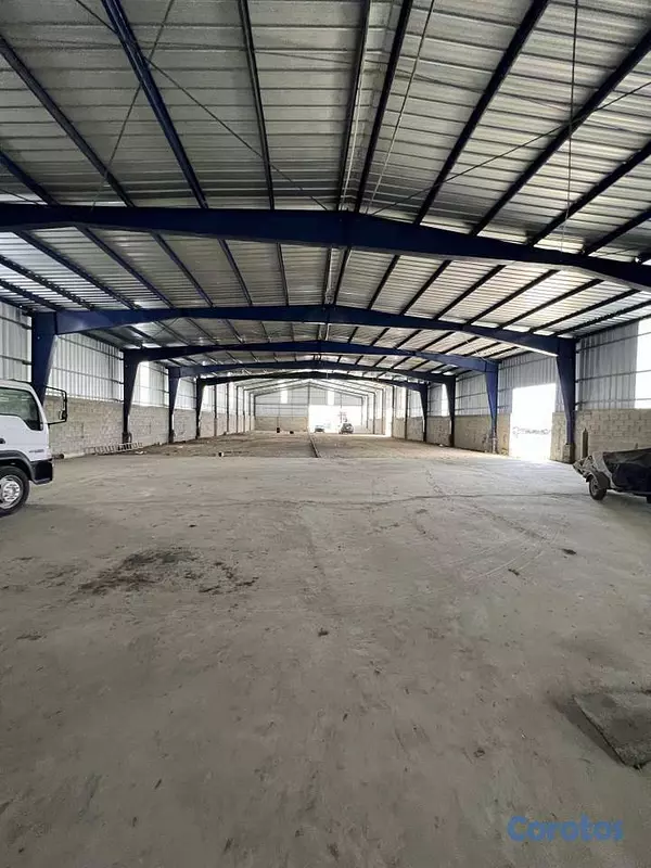 oficinas y locales comerciales - Nave industrial de 1750 M2 en Haina 2