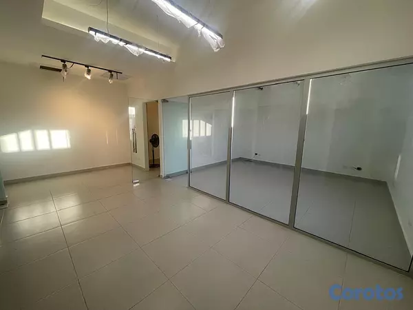 oficinas y locales comerciales - Locales de oficina en El Millón 6