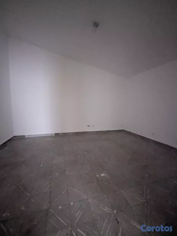 oficinas y locales comerciales - Local Comercial Para Alquiler Gazcue 6