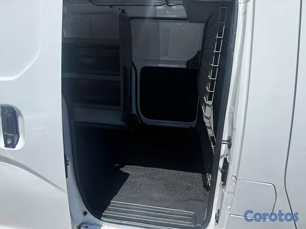 jeepetas y camionetas - Nissan NV200 2020 4