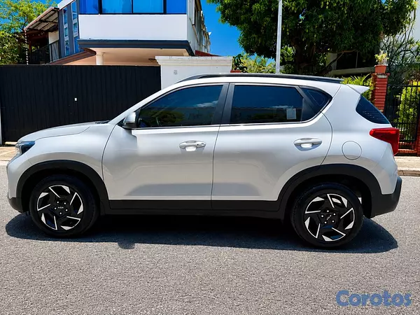 jeepetas y camionetas - Kia Sonet 2025 12