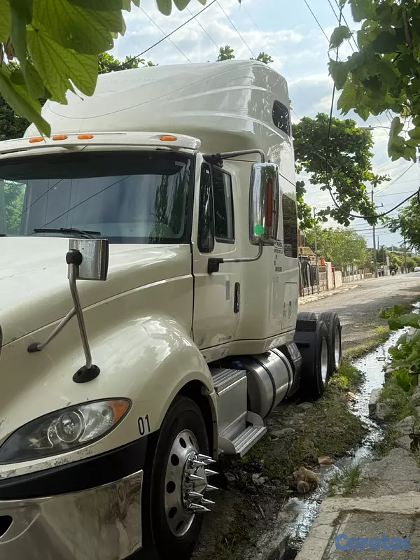camiones y vehiculos pesados - Camión excelente  condiciones  3