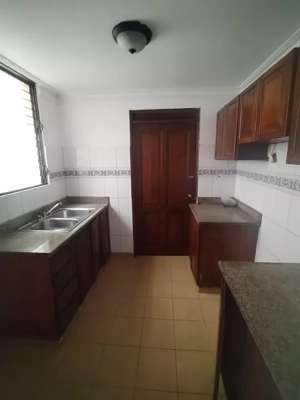 apartamentos - Vendo o Alquilo Apartamento en Serralles  4