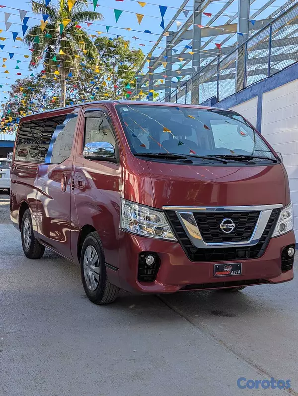 jeepetas y camionetas - NISSAN NV350 PRIMIUM 1