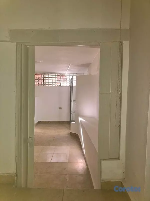 casas - CASA EN ALQUILER SEMISOTANO 16