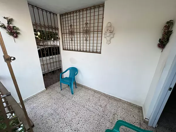 casas - Casa en Boca Chica – Ideal para Vivir o Invertir   8