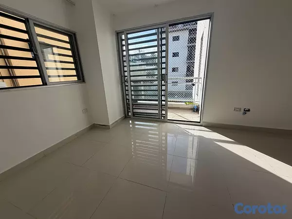 apartamentos - vendo segundo nivel hondura avenida independencia tres habitaciones 2.5 baños  5