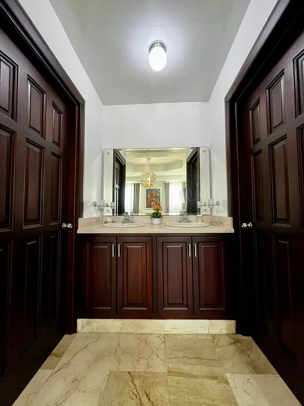 apartamentos - Hermoso Apartamento Amueblado en Zona Centrica  8