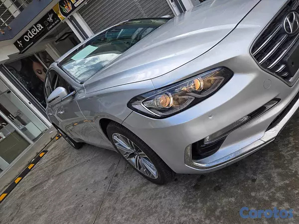 carros - HYUNDAI GRANDEUR 2018 GRIS 7
