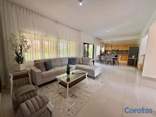 casas vacacionales y villas - 🔵Villa con Piscina 2 Niveles en Juan Dolio 5