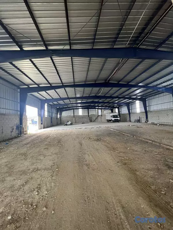 oficinas y locales comerciales - Nave industrial de 1750 M2 en Haina 3