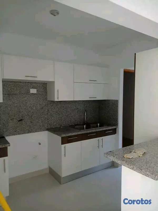 apartamentos -  🚨 DIOS🚨 Av. Jacobo Majluta 📍🇩🇴  Torres de apartamentos Ascensor y picsina. 8