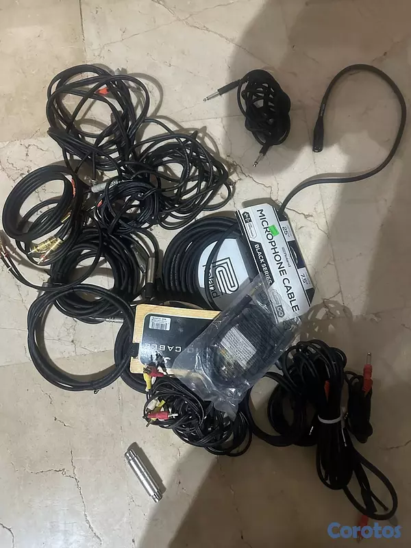 otros electronicos - Vendo Sistema de sonido completo profesional  11