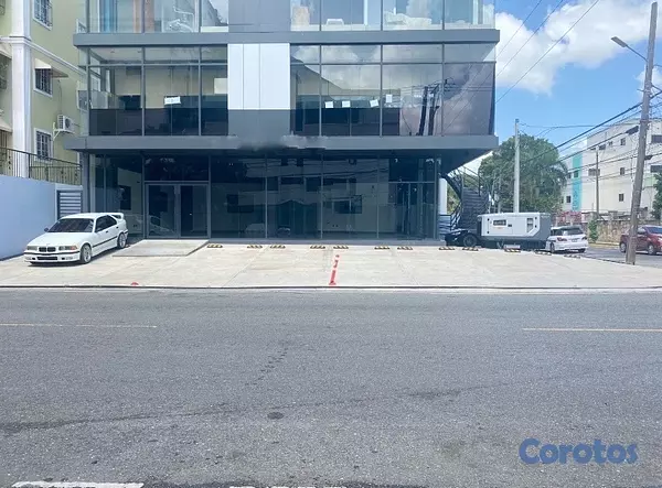 oficinas y locales comerciales - se alquila local  2