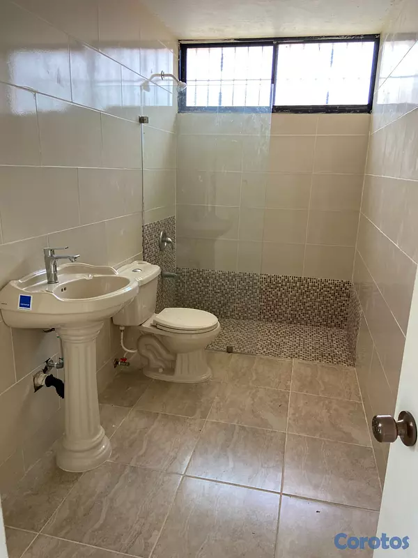 casas - Vendo Casa REMODELADA TOTAL en Buena vista II, 7 H 11
