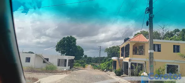 solares y terrenos - vendo solar bien ubicado en Res. Doña luz en  Sant 5