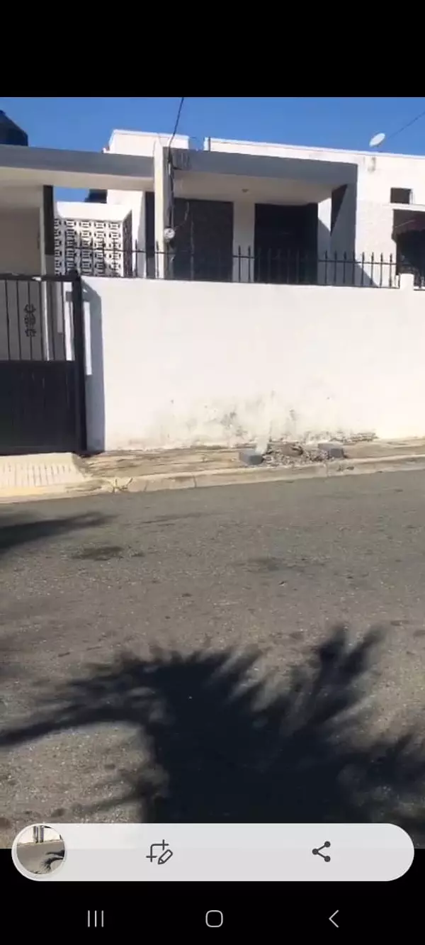 casas - Vendo casa en Avenida Independencia   5