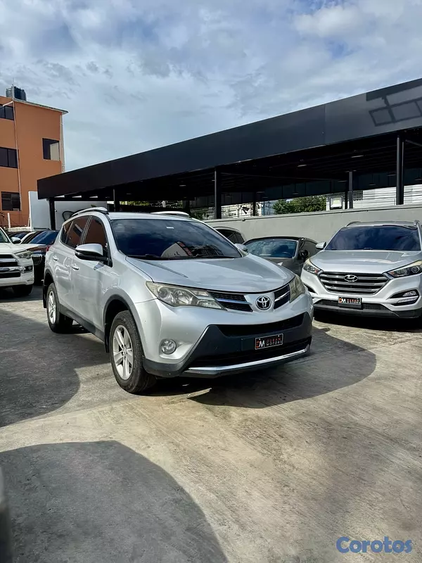 jeepetas y camionetas - Toyota Rav4 Limited 4x4 2014
 2