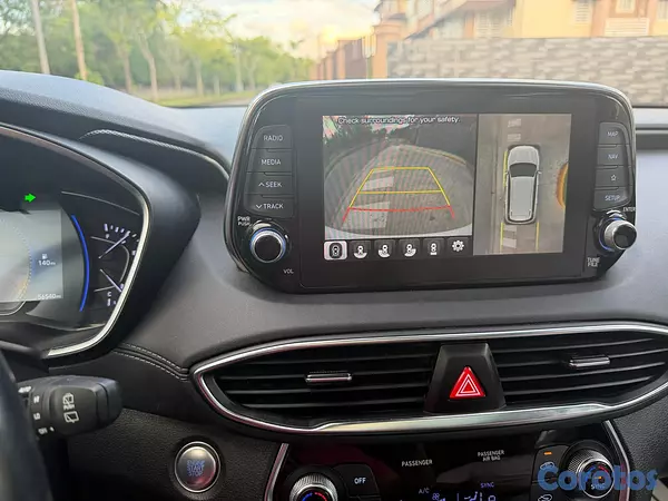 jeepetas y camionetas - Hyundai Santa Fe LIMITED , 2020 , 56 MIL MILLAS , TECHO PANORAMICO. 2