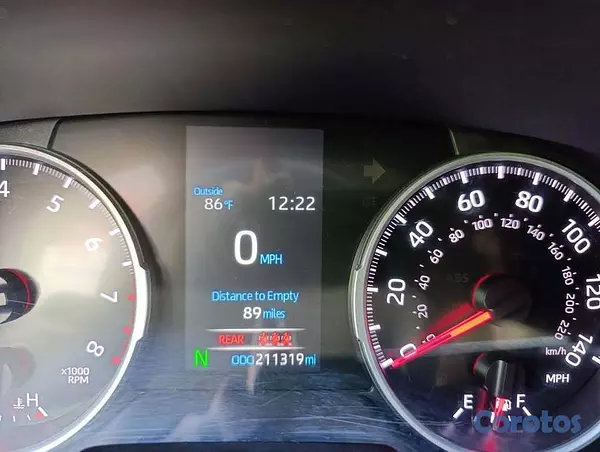 jeepetas y camionetas - 2022 toyota rav4 Le 5