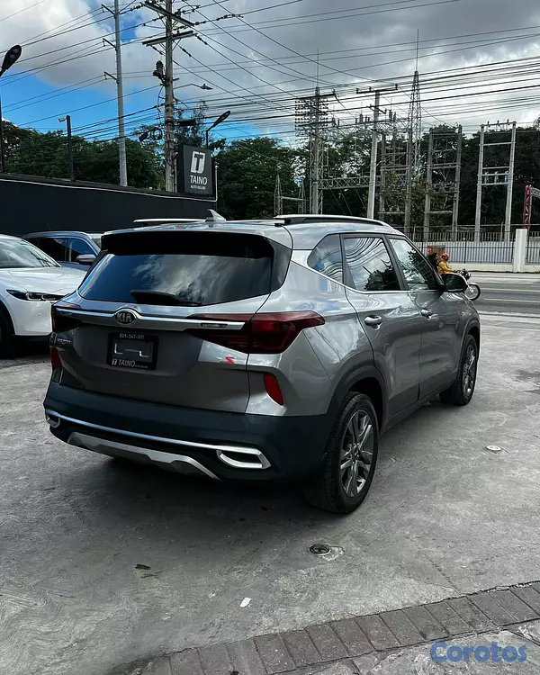 jeepetas y camionetas - Kia Seltos S 2021 4