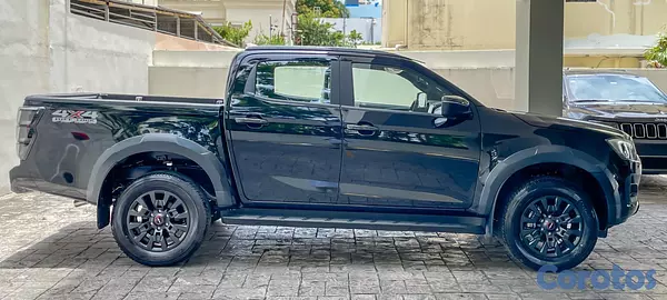 jeepetas y camionetas - Isuzu DMAX LSE 3